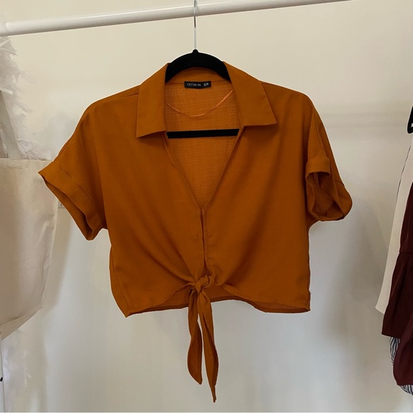 [SOLD] COTTON ON crop blouse with front-tie (XS) - Picture 1 of 4